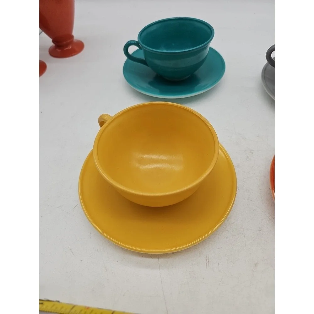 VTG‎ Mid Century Hazel Atlas Teacup And Saucer All Colors Set Of 4 Pretty